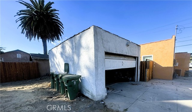 Detail Gallery Image 4 of 10 For 2444 E 124th St, Compton,  CA 90222 - 2 Beds | 1 Baths