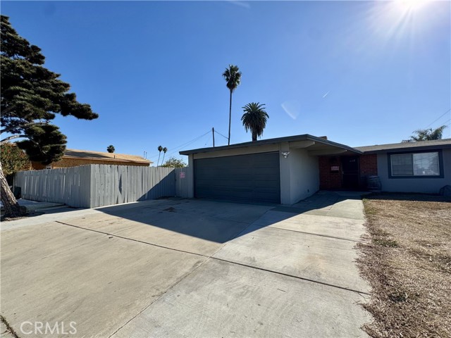 Detail Gallery Image 3 of 19 For 11662 West Street, Garden Grove,  CA 92840 - 3 Beds | 2 Baths