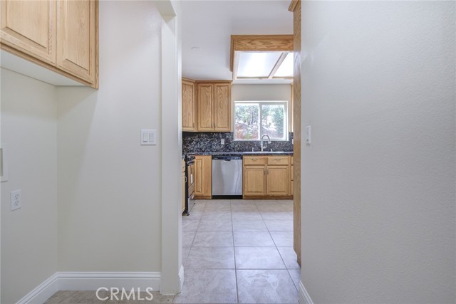 Detail Gallery Image 5 of 60 For 15455 Rock Creek, Shasta,  CA 96087 - 4 Beds | 2/1 Baths