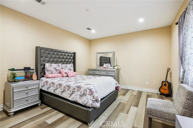 Detail Gallery Image 23 of 35 For 204 E 121st St, Los Angeles,  CA 90061 - 4 Beds | 4 Baths