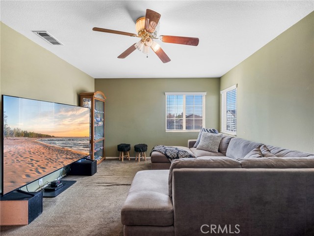 Detail Gallery Image 29 of 42 For 12685 Biscayne, Victorville,  CA 92392 - 5 Beds | 3/1 Baths