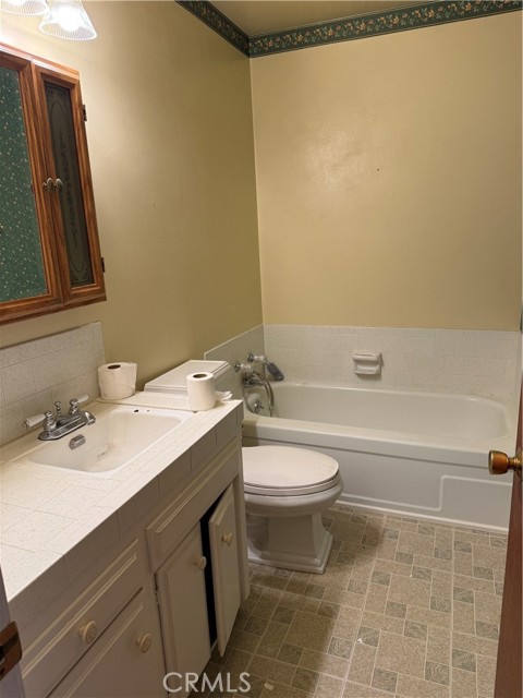 Detail Gallery Image 7 of 12 For 1445 Brookdale, Merced,  CA 95340 - 3 Beds | 2 Baths