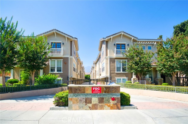 717 Arcadia Avenue, Arcadia CA: https://media.crmls.org/medias/1ba188dd-0b4a-42dc-b755-8a38f872e983.jpg