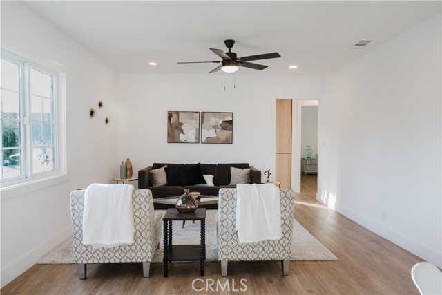 14631 S Condon Ave, Lawndale CA: https://media.crmls.org/medias/1ba30ae1-0556-44c8-a980-91257e8c8737.jpg