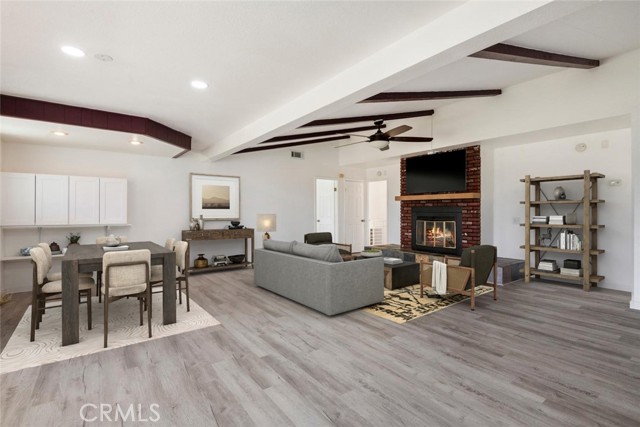 36040 Valencia Way, Temecula CA: https://media.crmls.org/medias/1ba34513-a806-4dd0-9574-d6452055da0a.jpg