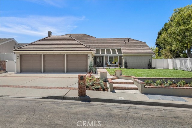 Detail Gallery Image 2 of 56 For 3412 E Longridge Dr, Orange,  CA 92867 - 4 Beds | 4 Baths