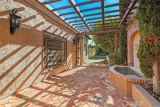 Detail Gallery Image 70 of 74 For 1316 Beverly Grove Pl, Beverly Hills,  CA 90210 - 5 Beds | 7/2 Baths