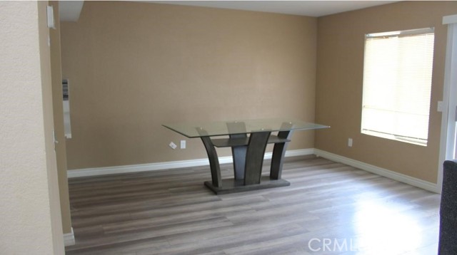 Detail Gallery Image 6 of 18 For 23809 Parkland Ave, Moreno Valley,  CA 92557 - 4 Beds | 2/1 Baths