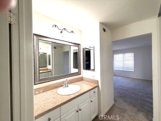 Detail Gallery Image 18 of 24 For 5515 Canoga Ave #231,  Woodland Hills,  CA 91367 - 1 Beds | 1 Baths