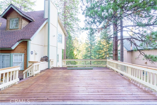 27381 Cottonwood Lane, Lake Arrowhead, CA 92317