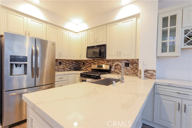 Detail Gallery Image 8 of 27 For 192 Pasto Rico, Rancho Santa Margarita,  CA 92688 - 3 Beds | 3 Baths