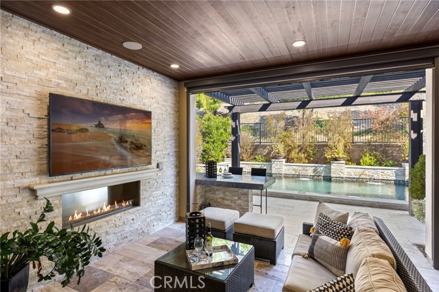 Detail Gallery Image 27 of 73 For 108 Heather Mist, Irvine,  CA 92618 - 5 Beds | 5/1 Baths