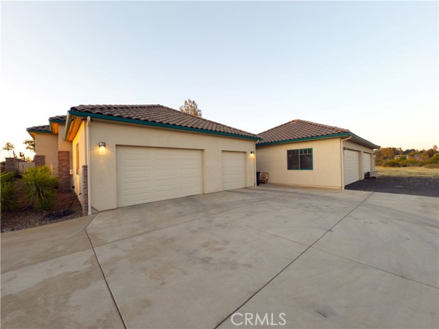 18 Tuscan Drive, Paradise CA: https://media.crmls.org/medias/1ba8e47a-a122-49e5-a4e5-7ad578226ad7.jpg