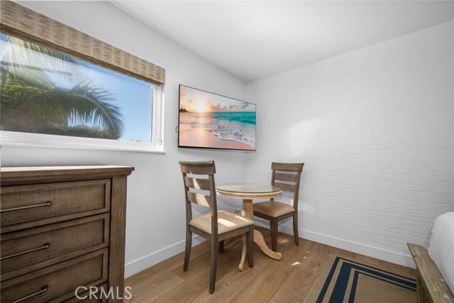 Detail Gallery Image 14 of 56 For 700 E Oceanfront, Newport Beach,  CA 92661 - – Beds | – Baths