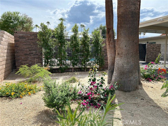 Detail Gallery Image 19 of 19 For 74443 Driftwood Dr #D,  Palm Desert,  CA 92260 - 2 Beds | 1/1 Baths