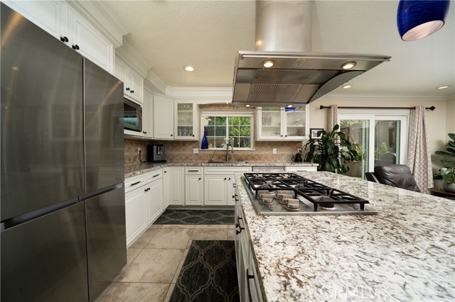 Detail Gallery Image 15 of 38 For 4 Raposa, Rancho Santa Margarita,  CA 92688 - 4 Beds | 3/1 Baths