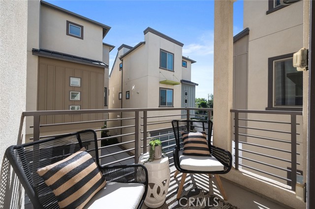 Detail Gallery Image 25 of 56 For 1807 Coastal Way, Costa Mesa,  CA 92627 - 2 Beds | 2/2 Baths