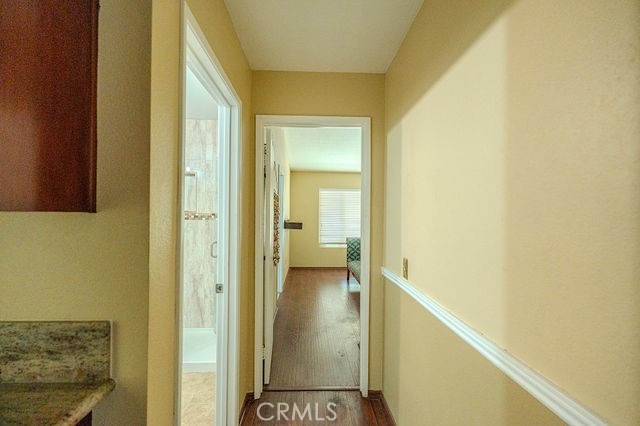 https://media.crmls.org/medias/1ba9f9b8-694c-4a16-be42-09154674ac73.jpg?preset=X-Large