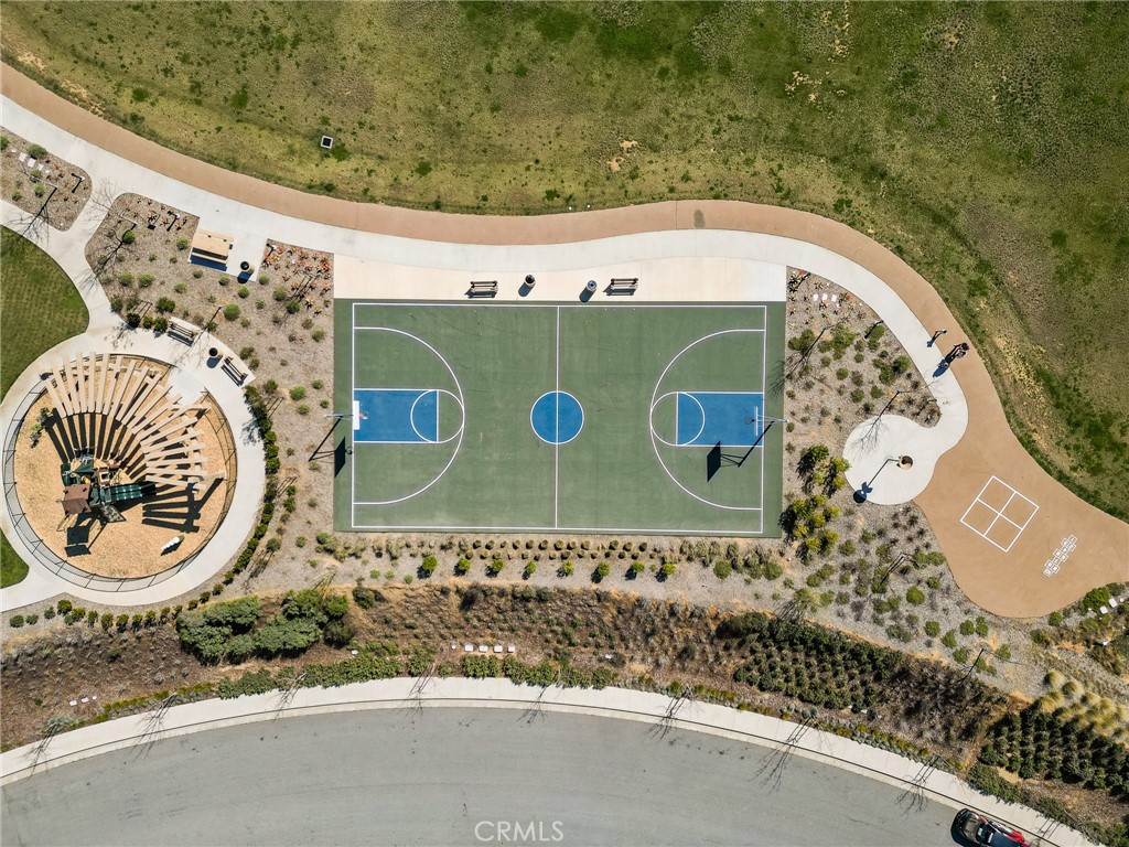 https://media.crmls.org/medias/1baa4559-c971-43af-a476-e0237ea4487f.jpg?preset=X-Large