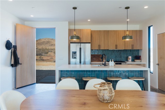 Detail Gallery Image 3 of 55 For 2576 Sunny Vista Rd, Joshua Tree,  CA 92252 - 3 Beds | 2 Baths