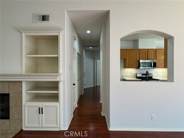 Detail Gallery Image 9 of 21 For 6164 Westbridge, Westminster,  CA 92683 - 3 Beds | 2 Baths