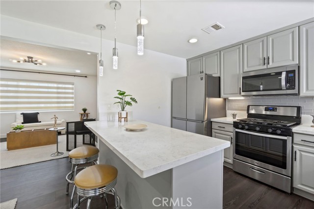 6212 Santa Rita Avenue, Garden Grove CA: https://media.crmls.org/medias/1baabd17-9666-45ca-869f-b9df5022ebfb.jpg