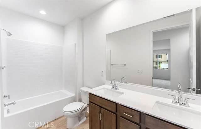3920 Hudson Lane, Lake Elsinore CA: https://media.crmls.org/medias/1bab5981-41cf-4c3e-9a6e-dcd5cb8d09c8.jpg
