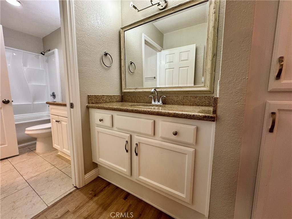 432 Edgehill - photo 20