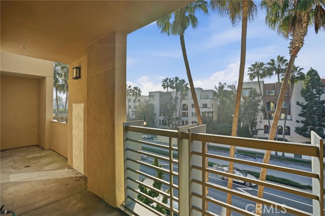 Detail Gallery Image 31 of 33 For 5831 Seawalk #240,  Playa Vista,  CA 90094 - 2 Beds | 2/1 Baths
