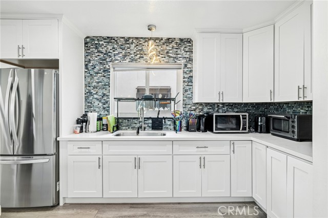 Detail Gallery Image 6 of 32 For 1349 Edgewood Way #49,  Oxnard,  CA 93030 - 2 Beds | 2 Baths