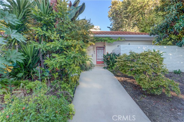 Detail Gallery Image 42 of 56 For 2009 via Mariposa #D,  Laguna Woods,  CA 92637 - 2 Beds | 2 Baths