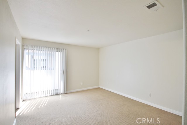 Detail Gallery Image 15 of 26 For 211 E Commonwealth Ave #C,  Alhambra,  CA 91801 - 3 Beds | 2/1 Baths