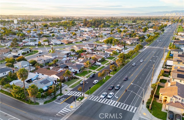 Detail Gallery Image 16 of 39 For 1805 N Central, Los Angeles,  CA 90059 - 4 Beds | 2 Baths
