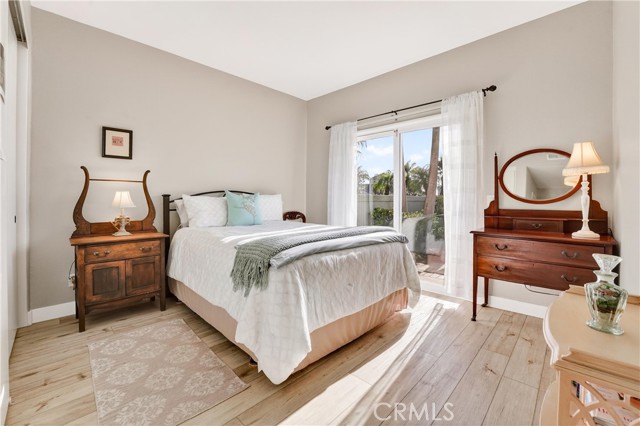 Image 25 of 45 For 17 Antibes  