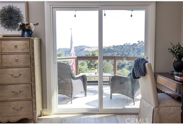 19332 Oakie Doakie, Trabuco Canyon CA: https://media.crmls.org/medias/1baf2c8c-bf01-4dd3-ba90-9a352cf39b50.jpg