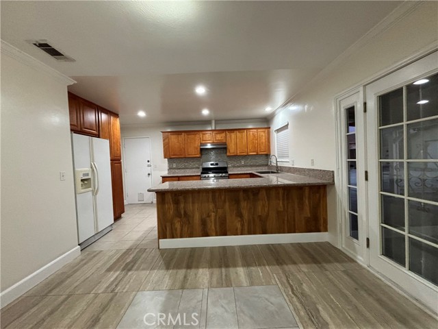 Detail Gallery Image 11 of 14 For 1795 E Victoria Ave, San Bernardino,  CA 92408 - 3 Beds | 2 Baths