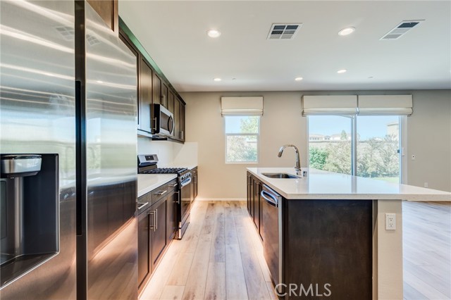 13139 Upland Court, Hesperia CA: https://media.crmls.org/medias/1bb0f56a-af30-4bc7-b3e7-fe7ced4e8c6b.jpg