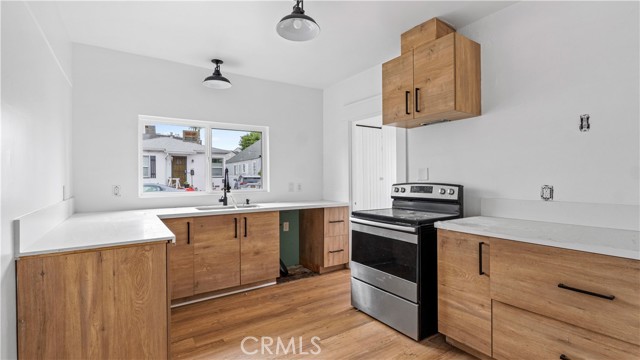4095 Albatross Street, San Diego CA: https://media.crmls.org/medias/1bb0ffd1-81d8-416f-a479-0f82d109f0f7.jpg