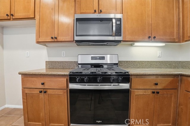 Detail Gallery Image 8 of 51 For 11090 Mountain View #53,  Rancho Cucamonga,  CA 91730 - 4 Beds | 3 Baths