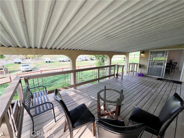 33761 Leon Rd, Winchester CA: https://media.crmls.org/medias/1bb22681-1707-45ad-b2ce-63eb790afe68.jpg