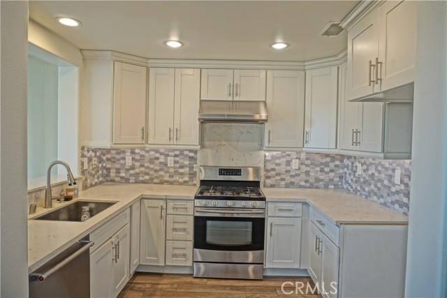 68 Glenalmond, Ladera Ranch CA: https://media.crmls.org/medias/1bb27a3e-3b88-4ec5-9e62-bdfc5250e93a.jpg