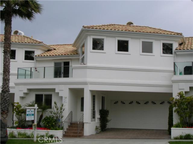 109 AVENUE D, Redondo Beach, California 90277, 3 Bedrooms Bedrooms, ,2 BathroomsBathrooms,For Sale,AVENUE D,S901744