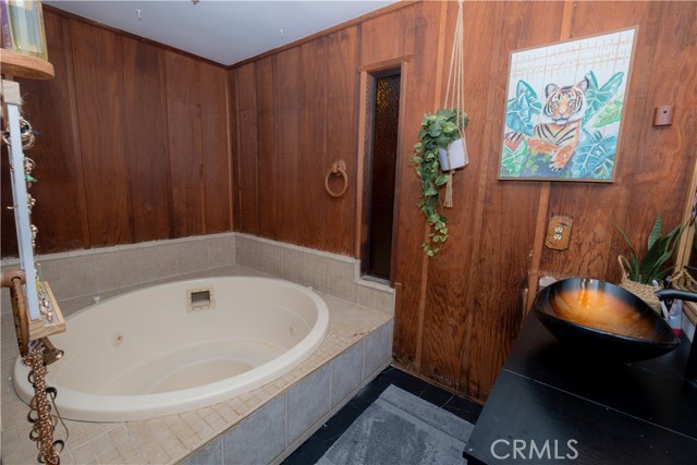 Detail Gallery Image 27 of 47 For 18279 Hidden Valley, Hidden Valley Lake,  CA 95467 - 3 Beds | 3 Baths