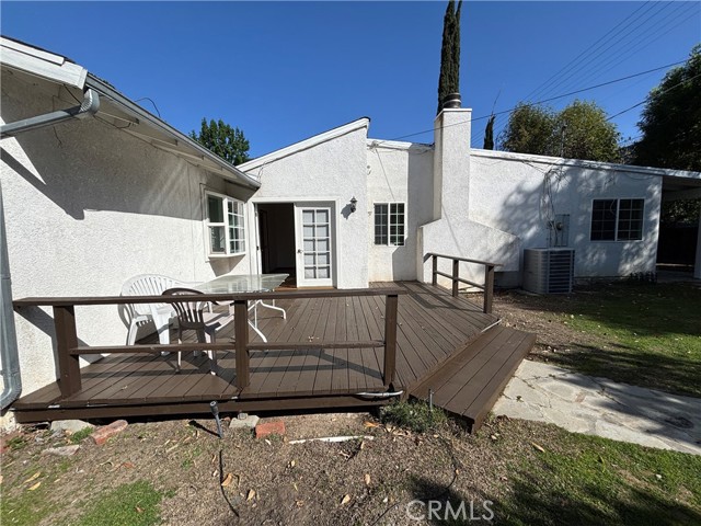 Detail Gallery Image 37 of 47 For 23070 Leonora, Woodland Hills,  CA 91367 - 3 Beds | 4 Baths