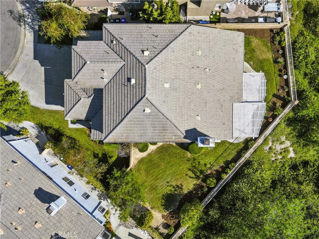 https://media.crmls.org/medias/1bb4e901-b173-411f-bcd4-560eb4c0aaf3.jpg?preset=X-Large