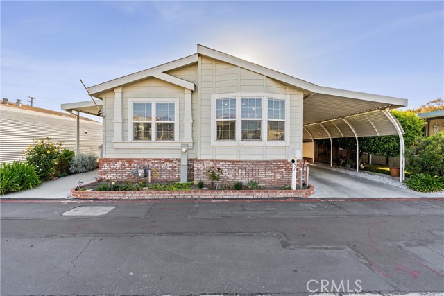 Detail Gallery Image 4 of 40 For 16444 Bolsa Chica St #57,  Huntington Beach,  CA 92649 - 3 Beds | 2 Baths