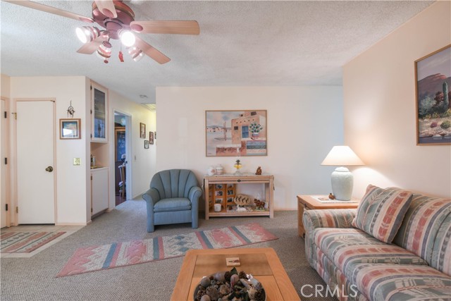 Detail Gallery Image 5 of 30 For 9549 Hermitage, Riverside,  CA 92503 - 3 Beds | 2 Baths