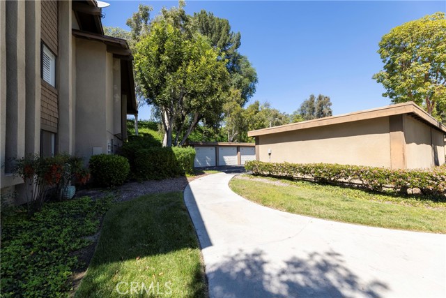 Detail Gallery Image 22 of 29 For 15942 Alta Vista Dr #D,  La Mirada,  CA 90638 - 2 Beds | 2 Baths