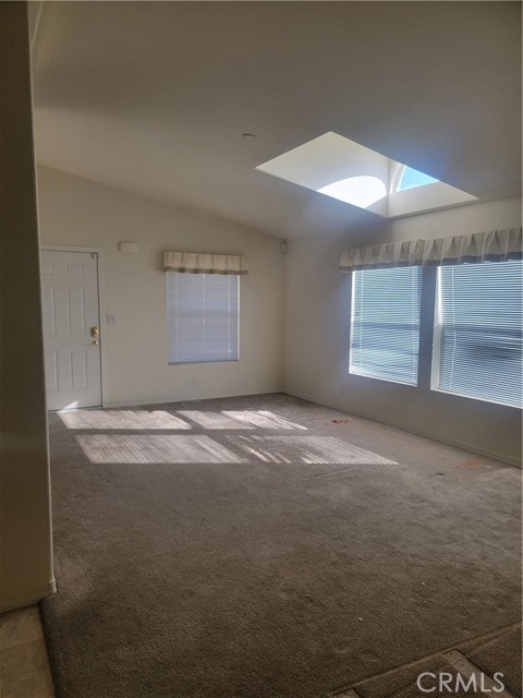 Detail Gallery Image 4 of 9 For 20230 Planada Ct, Riverside,  CA 92508 - 2 Beds | 2 Baths