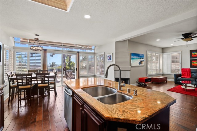Detail Gallery Image 15 of 63 For 22451 Deerbrook, Mission Viejo,  CA 92692 - 4 Beds | 4/1 Baths